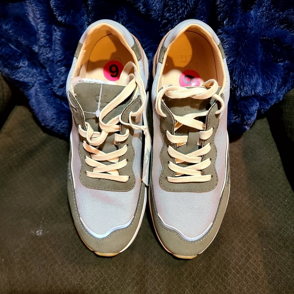 CLAE Hayden Sneaker In Olive Flint Grey Nubuck NWT - Picture 2 of 4